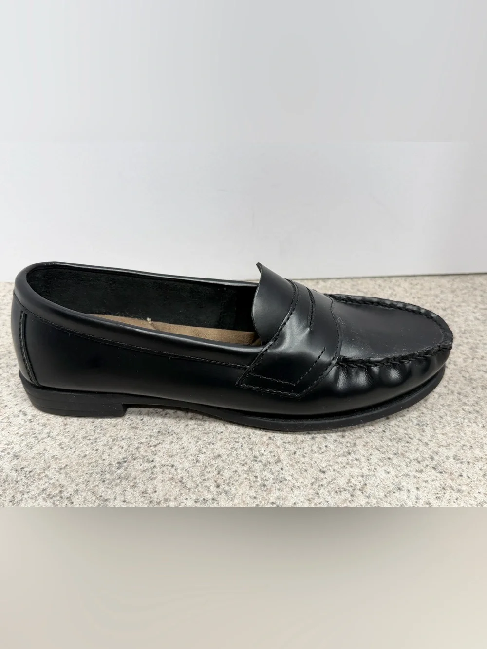 EASTLAND Memory Foam Leather Classic II Penny Loafer Shoe -Women's Size 7M Black